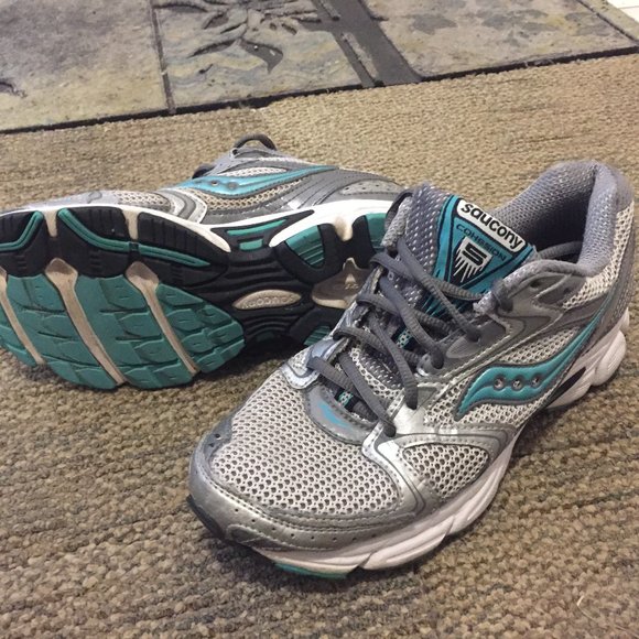 Saucony Ladies Running Shoes - Picture 2 of 2
